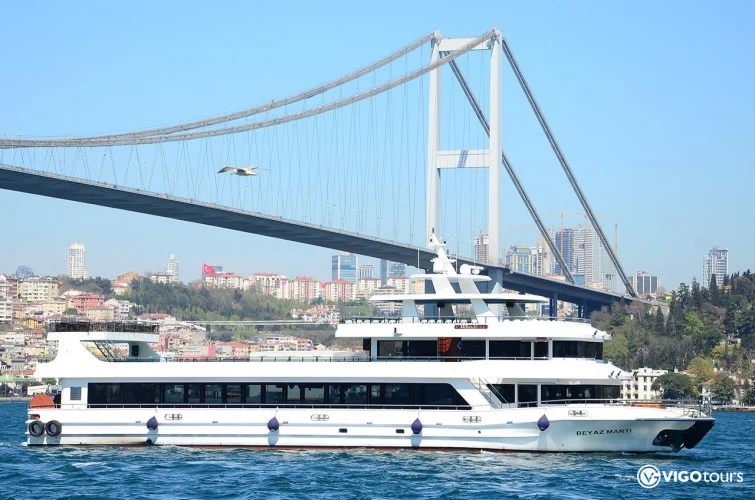 İstanbul: Yerel Rehberli Boğaz Tekne Turu