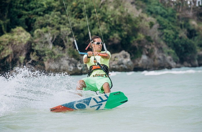 Best Places you can do Kitesurfing in Turkey